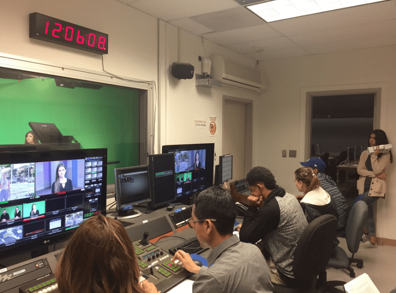 Screenshot 2016-11-29 22.05.00.png